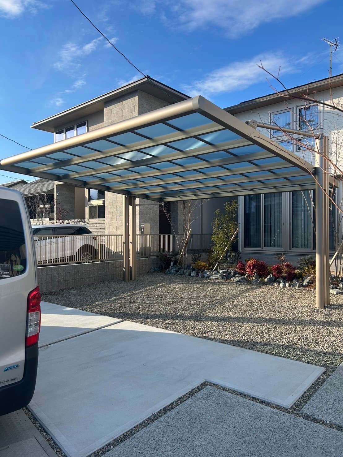 駐車場屋根設置工事